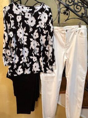 Black and White Floral Cotton Stretch 3/4 sleeve Tee from Chico’s